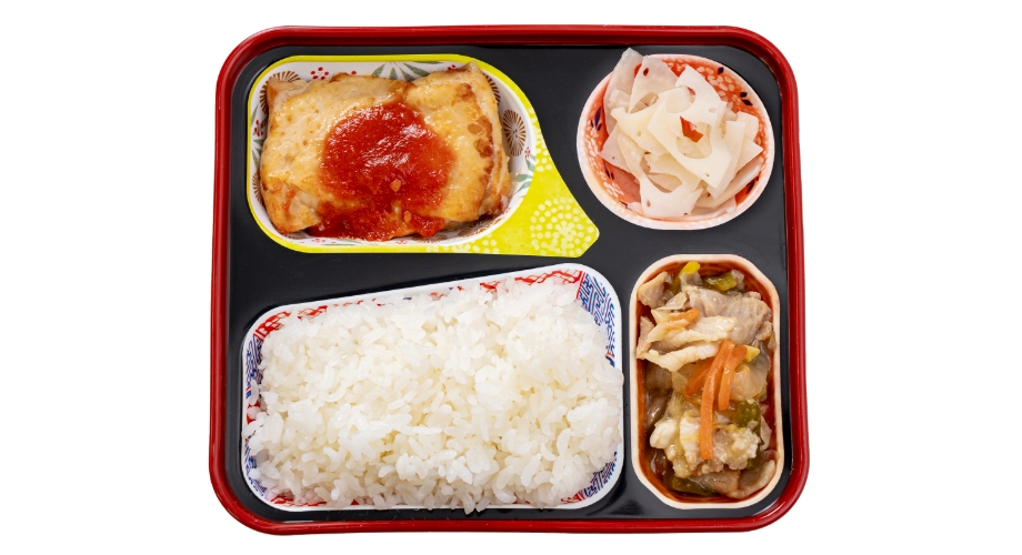 小町・サイズ小・おかず＋ごはん（少食女性向け - 352円）